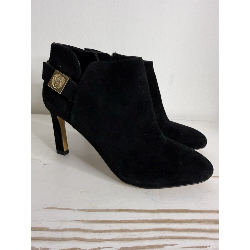 Vince Camuto VP-Lokarie Women’s Black Velvet Ankle Boots Gold Heel Size 6M